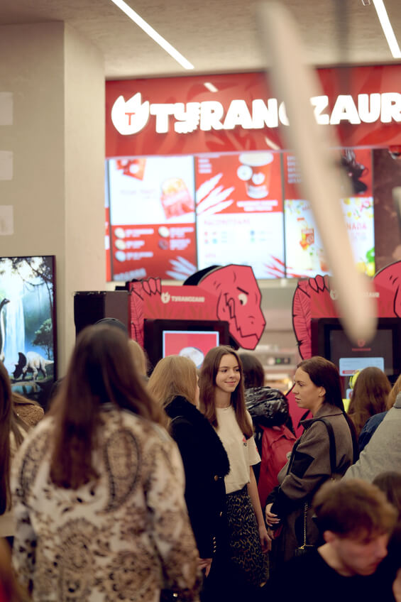 b.Tyranozaur ziua 2 - 20